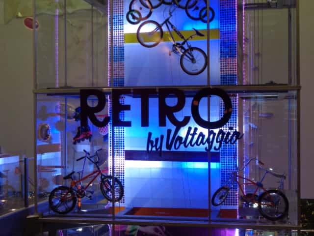 Retro by Voltaggio Opens at Mandalay Bay on the Las Vegas Strip - PHOTOS - VegasChanges